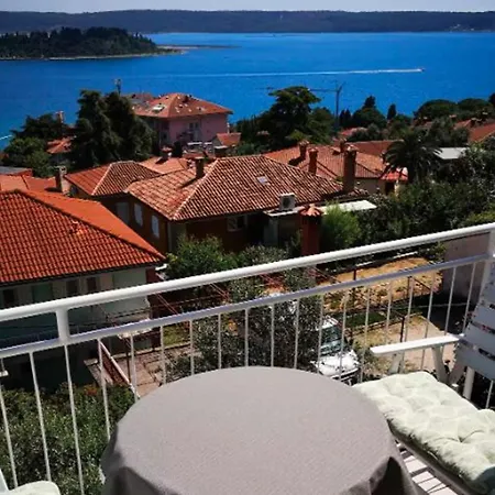 Apartment Seaview Apartment *